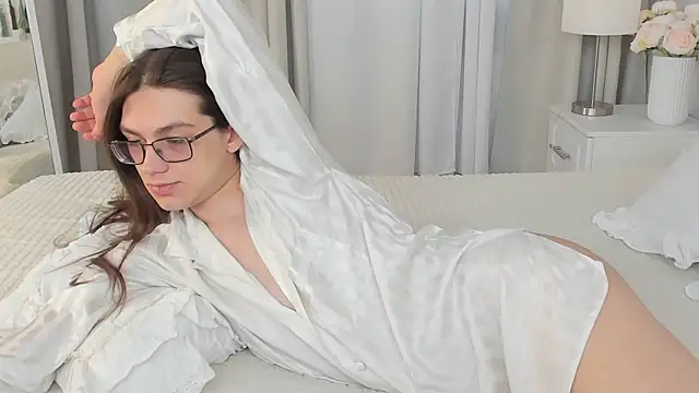 Snapshot of Alfreda_Mills chatting on 04/03/26, 10:46 Alfreda Mills online show from 04/03/26, 10:46