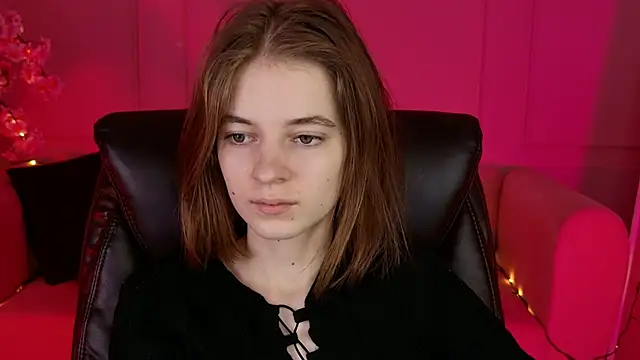 TinaDavil online show from 12/08/24, 05:11