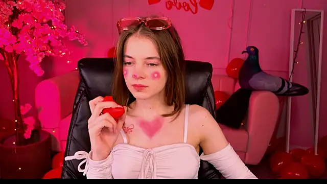 TinaDavil online show from 02/14/25, 04:09