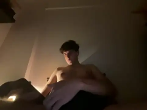 Snapshot of Pablogn24 chatting on 12/27/24, 03:53 Pablogn24 online show from 12/27/24, 03:53