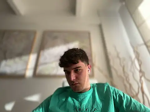 Snapshot of Pablogn24 chatting on 01/15/25, 05:05 Pablogn24 online show from 01/15/25, 05:05