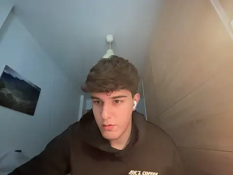 Snapshot of Pablogn24 chatting on 02/09/25, 12:30 Pablogn24 online show from 02/09/25, 12:30