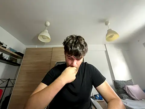 Snapshot of Pablogn24 chatting on 09/20/25, 09:21 Pablogn24 online show from 09/20/25, 09:21