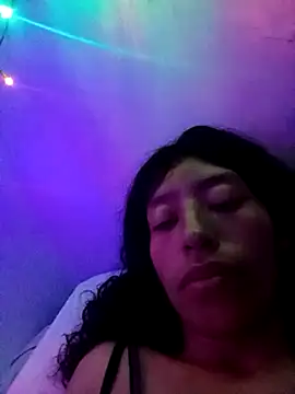 karolinee 66  online show from 12/17/24, 04:23