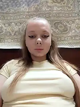Snapshot of Ekaterina27 chatting on 07/11/26, 09:01 Ekaterina27 online show from 07/11/26, 09:01