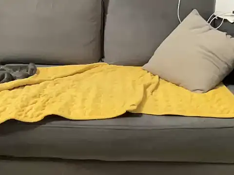 4small4inchlol online show from 10/28/25, 08:55