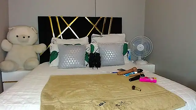 MissBigNipples online show from 03/01/25, 03:53