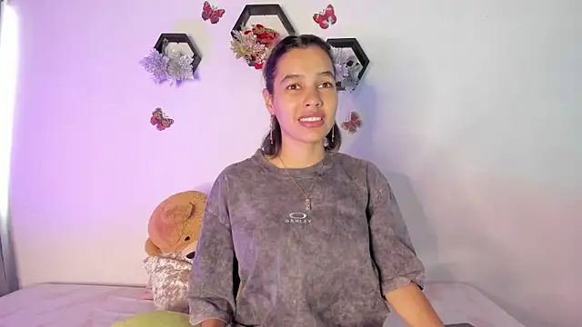 samara jonness online show from 01/19/25, 07:37