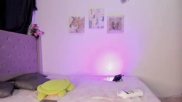 samara jonness online show from 09/10/25, 03:39