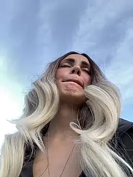 SandraCarter online show from 03/16/25, 05:03