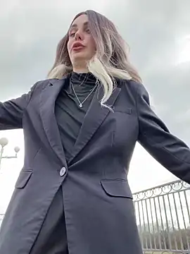 SandraCarter online show from 03/21/25, 12:06