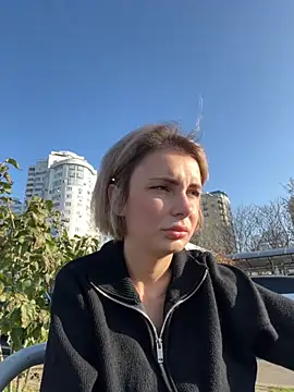 SandraCarter online show from 11/17/25, 07:03