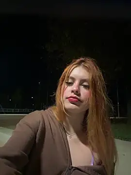 Isa smeraldy online show from 09/18/25, 10:56