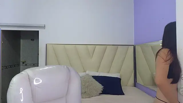 Snapshot of Sexy_paradise18_ chatting on 01/04/25, 06:52 Sexy paradise18  online show from 01/04/25, 06:52