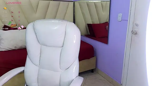 Snapshot of Sexy_paradise18_ chatting on 01/28/25, 07:53 Sexy paradise18  online show from 01/28/25, 07:53