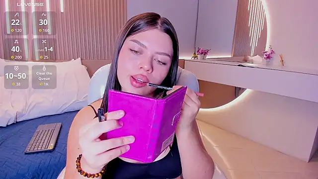 Snapshot of Sexy_paradise18_ chatting on 10/12/25, 03:38 Sexy paradise18  online show from 10/12/25, 03:38