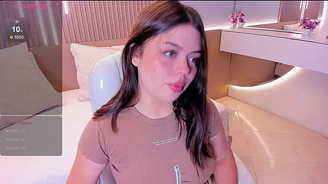 Snapshot of Sexy_paradise18_ chatting on 12/04/25, 03:49 Sexy paradise18 online show from 12/04/25, 03:49