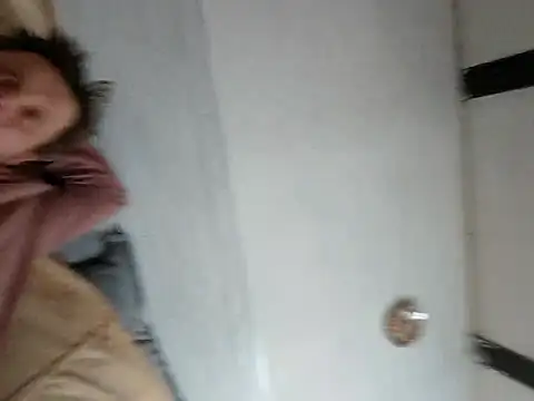 Snapshot of brbrrbrbrb chatting on 03/22/26, 12:03 brbrrbrbrb online show from 03/22/26, 12:03