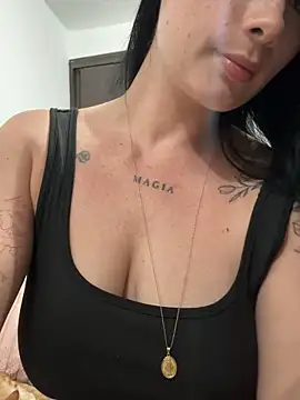 Snapshot of Libia_James chatting on 03/17/26, 12:26 Libia James online show from 03/17/26, 12:26