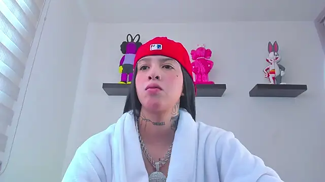 Gangster Girl online show from 12/28/24, 03:48