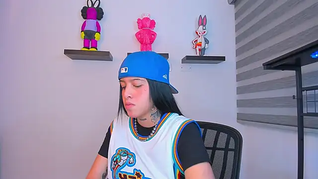 Gangster Girl online show from 10/12/25, 03:27