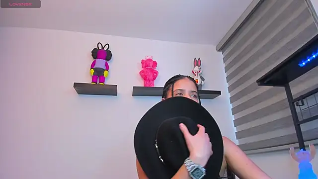 Gangster Girl online show from 01/14/26, 04:12