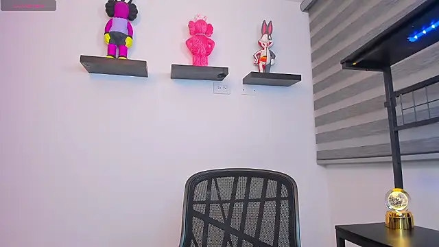 Gangster Girl online show from 03/17/26, 11:30