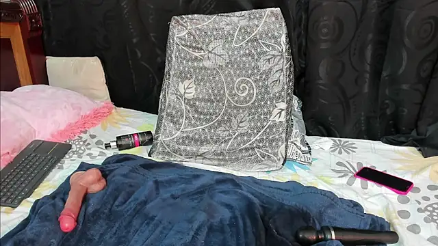 Snapshot of Rachel_Dubois chatting on 01/03/25, 12:54 Rachel Dubois online show from 01/03/25, 12:54