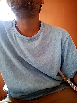 daddy indian online show from 02/06/25, 09:43