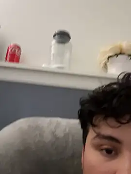 Snapshot of elperrinHN chatting on 02/19/25, 06:32 elperrinHN online show from 02/19/25, 06:32