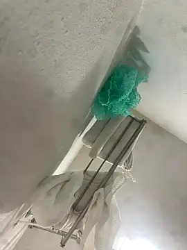 Snapshot of elperrinHN chatting on 11/13/25, 01:15 elperrinHN online show from 11/13/25, 01:15