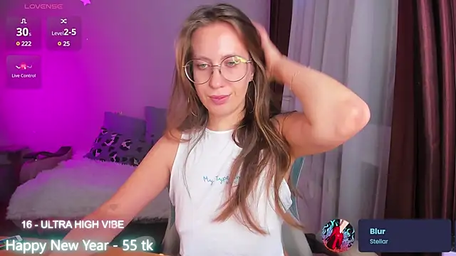 ms allison w online show from 01/01/25, 03:35