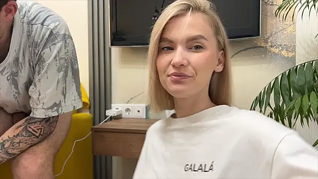 Adelovenick online show from 11/01/25, 11:45