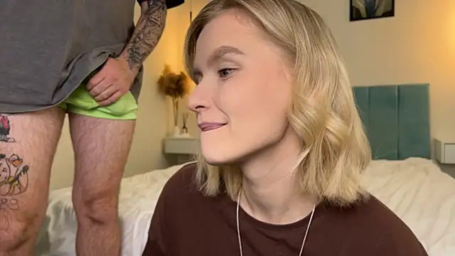 Adelovenick online show from 11/23/25, 08:14