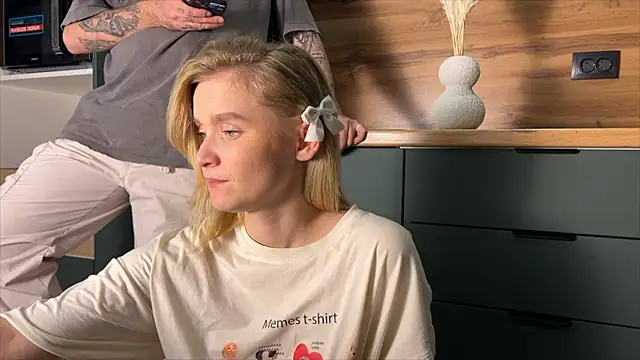 Adelovenick online show from 02/01/26, 08:51