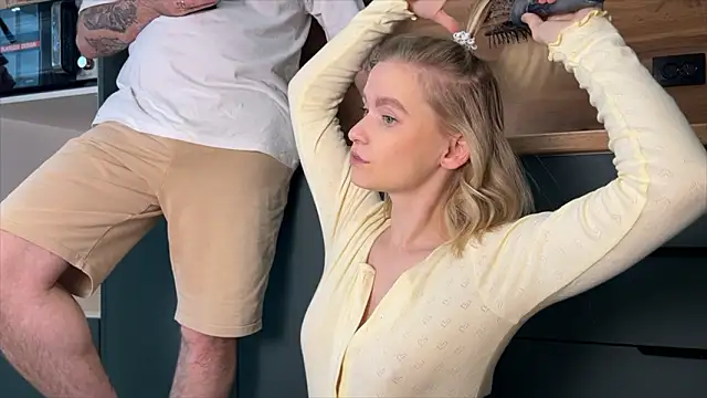 Snapshot of Adelovenick chatting on 03/04/26, 10:10 Adelovenick online show from 03/04/26, 10:10