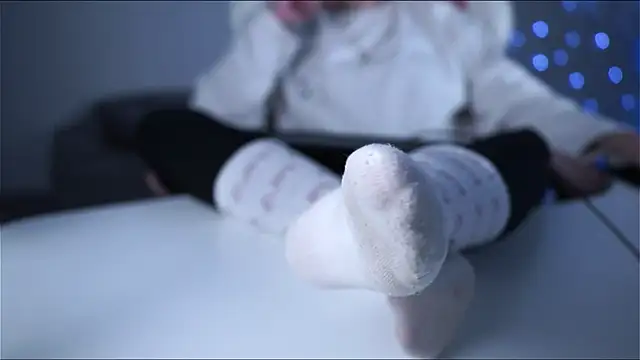 Snapshot of Lana__May chatting on 03/09/25, 03:05 Lana  May online show from 03/09/25, 03:05