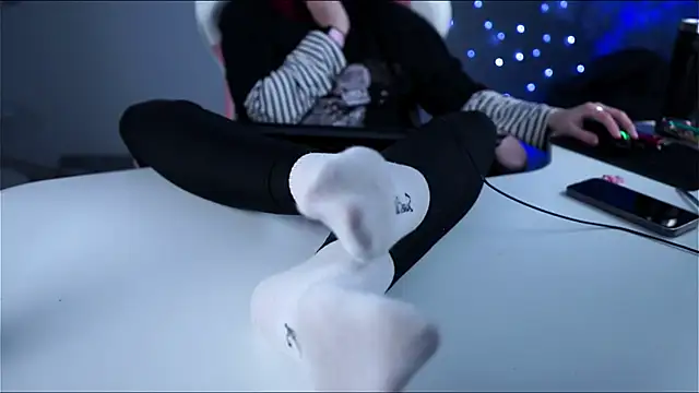 Snapshot of Lana__May chatting on 03/12/25, 02:12 Lana  May online show from 03/12/25, 02:12