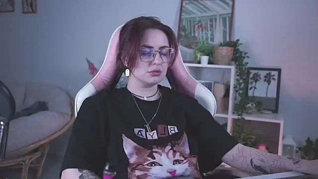 Snapshot of Lana__May chatting on 03/14/25, 02:41 Lana  May online show from 03/14/25, 02:41