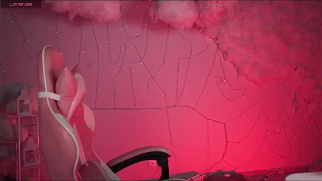 Snapshot of Lana__May chatting on 03/21/25, 11:12 Lana  May online show from 03/21/25, 11:12