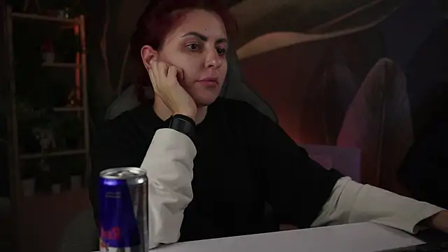 Lana  May online show from 10/31/25, 11:11