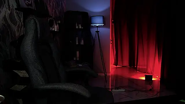 Lana  May online show from 03/26/26, 09:04