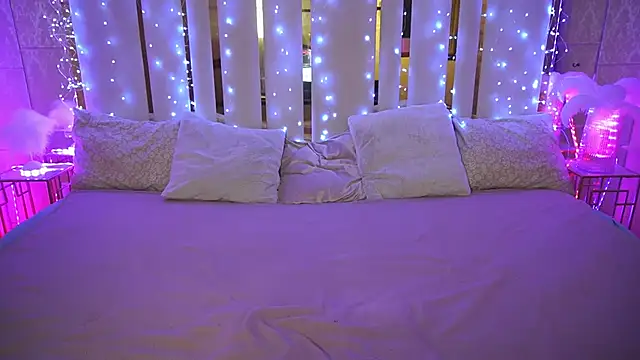 Snapshot of Daisy_Delight chatting on 02/27/25, 12:21 Daisy Delight online show from 02/27/25, 12:21