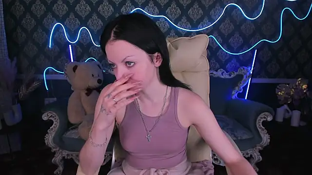 Snapshot of Daisy_Delight chatting on 10/31/25, 08:32 Daisy Delight online show from 10/31/25, 08:32