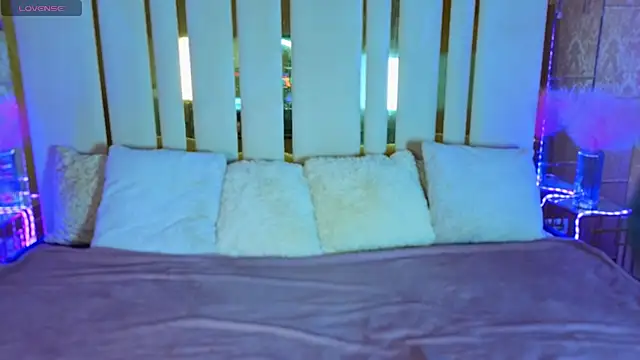 Snapshot of Daisy_Delight chatting on 11/30/25, 10:14 Daisy Delight online show from 11/30/25, 10:14