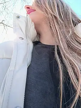 Snapshot of AvaShayy chatting on 02/23/25, 09:00 AvaShayy online show from 02/23/25, 09:00