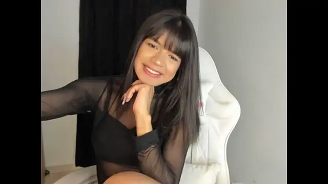 Snapshot of meganthompsonn22 chatting on 06/25/26, 10:09 meganthompsonn22 online show from 06/25/26, 10:09