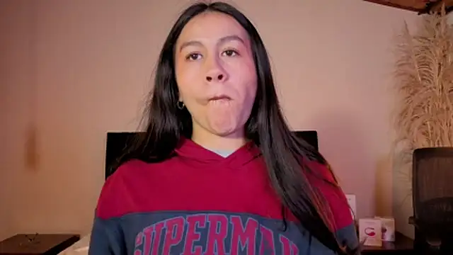 EmiGomez  online show from 05/30/26, 01:46