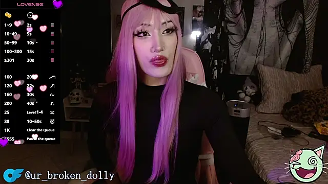 Snapshot of Effy_Corpse chatting on 03/13/26, 01:01 Effy Corpse online show from 03/13/26, 01:01