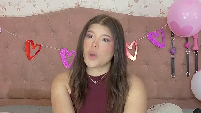 AvrillThomas online show from 02/14/25, 10:04